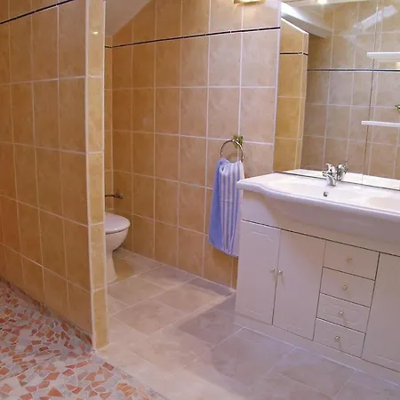 Les Nouelles * Les Magnils-Reigniers