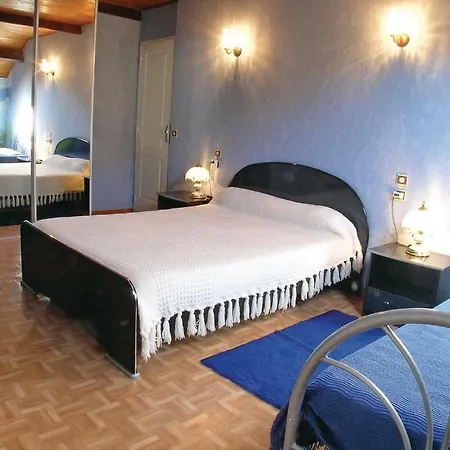 Les Nouelles Feriehus